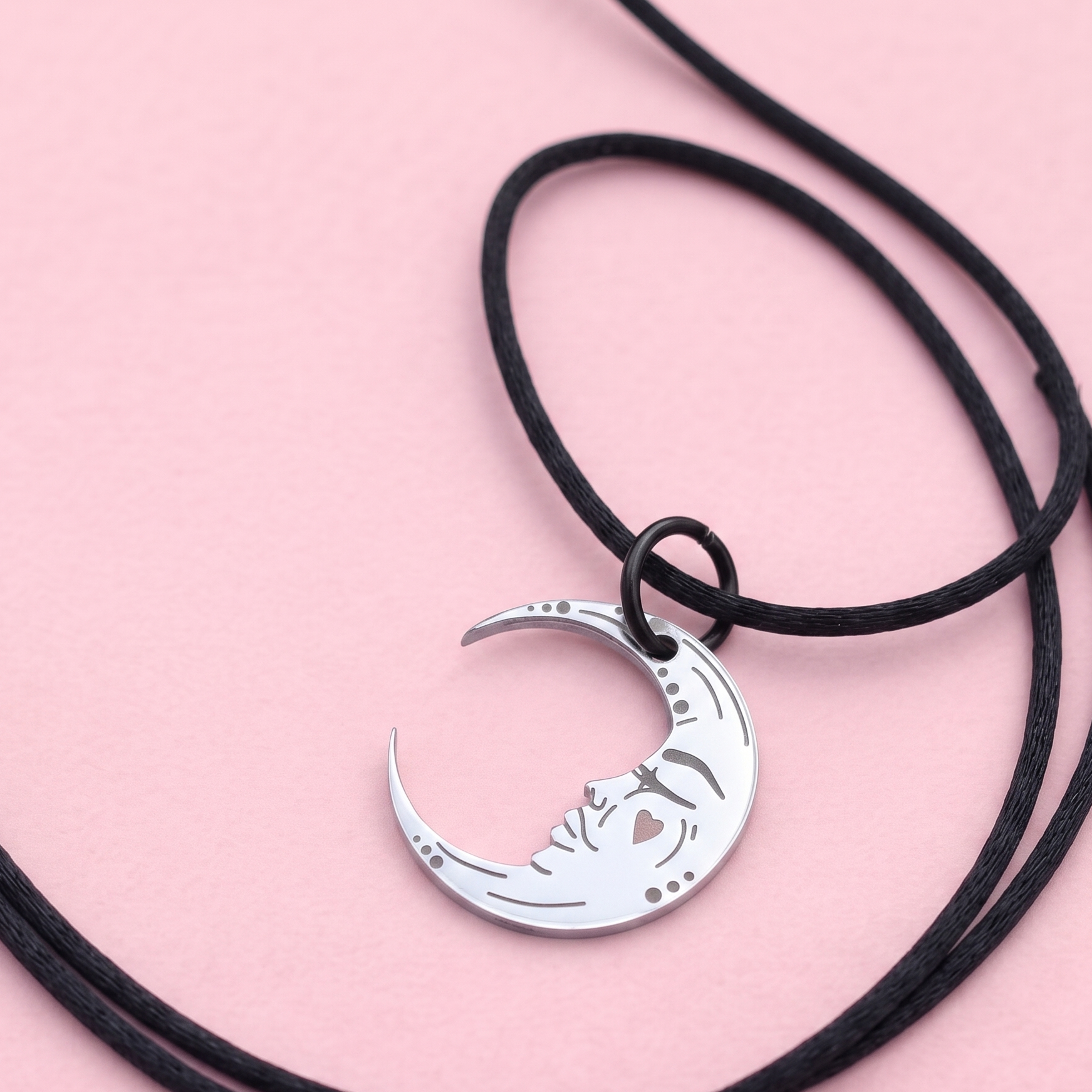 Collar Suspiro Lunar