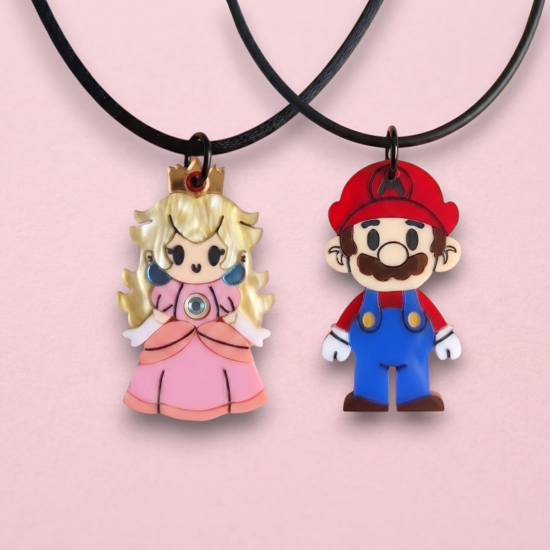 Collar Mario & Peach
