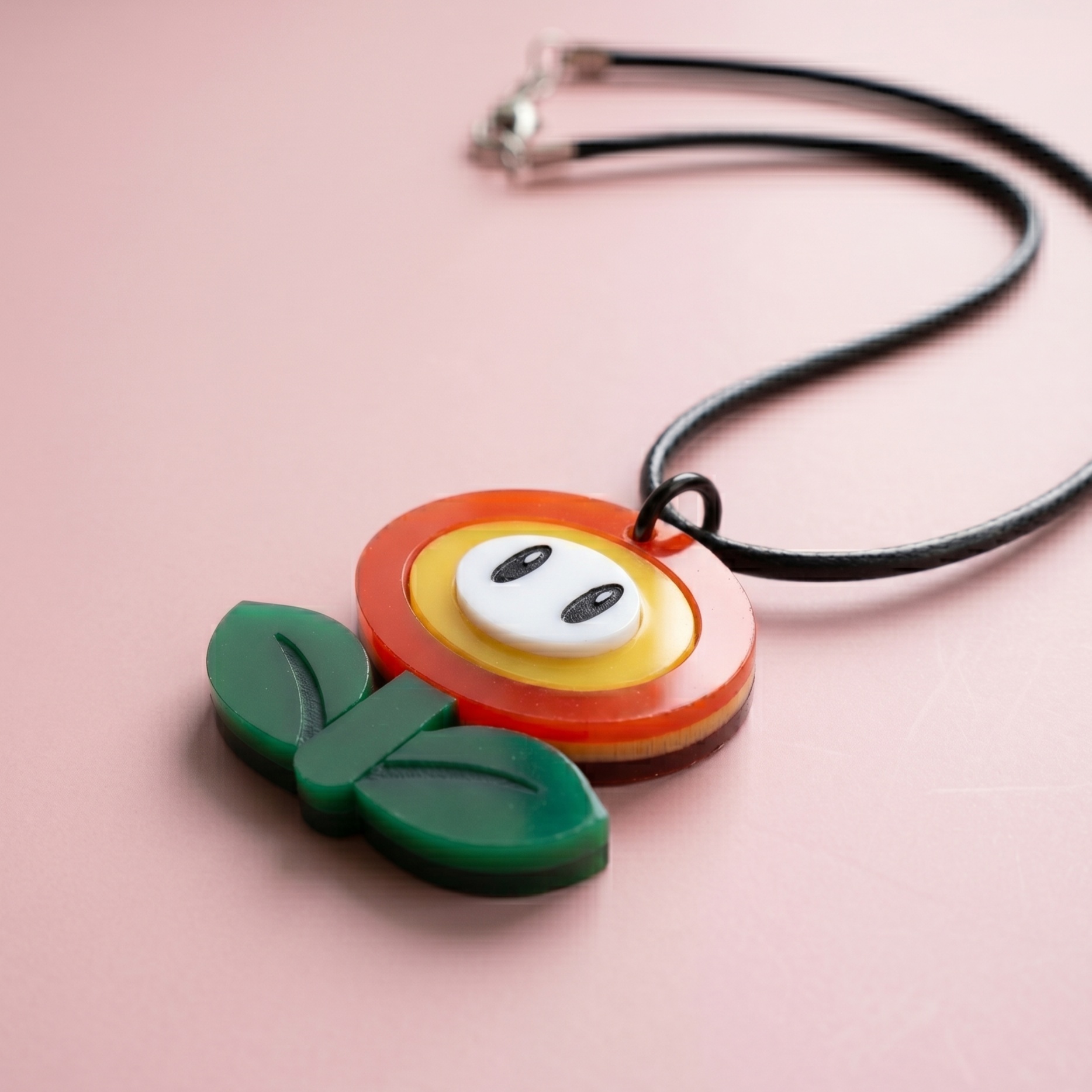 Collar flor de fuego