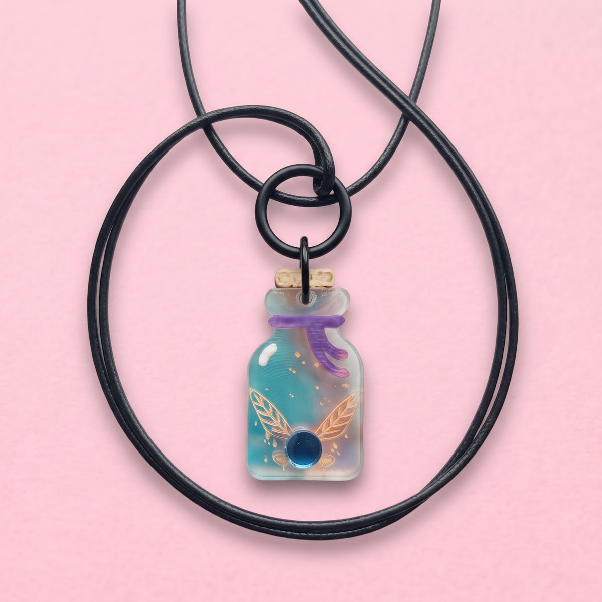 Collar o Pin Navi