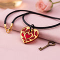 Collar o Pin Corazón