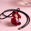Collar o Pin Ariel