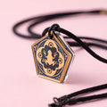 Collar o Pin Rana de Chocolate